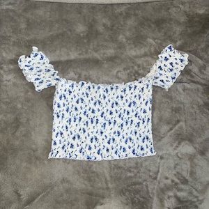 Crop top- size x-small